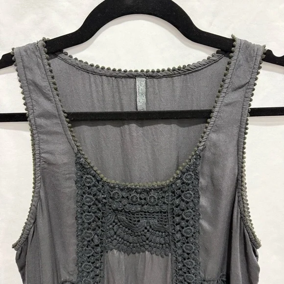 Blue Sky Crochet Trim Tank Top Small Boho Festival Sleeveless Blouse Lace Artsy - Picture 2 of 13